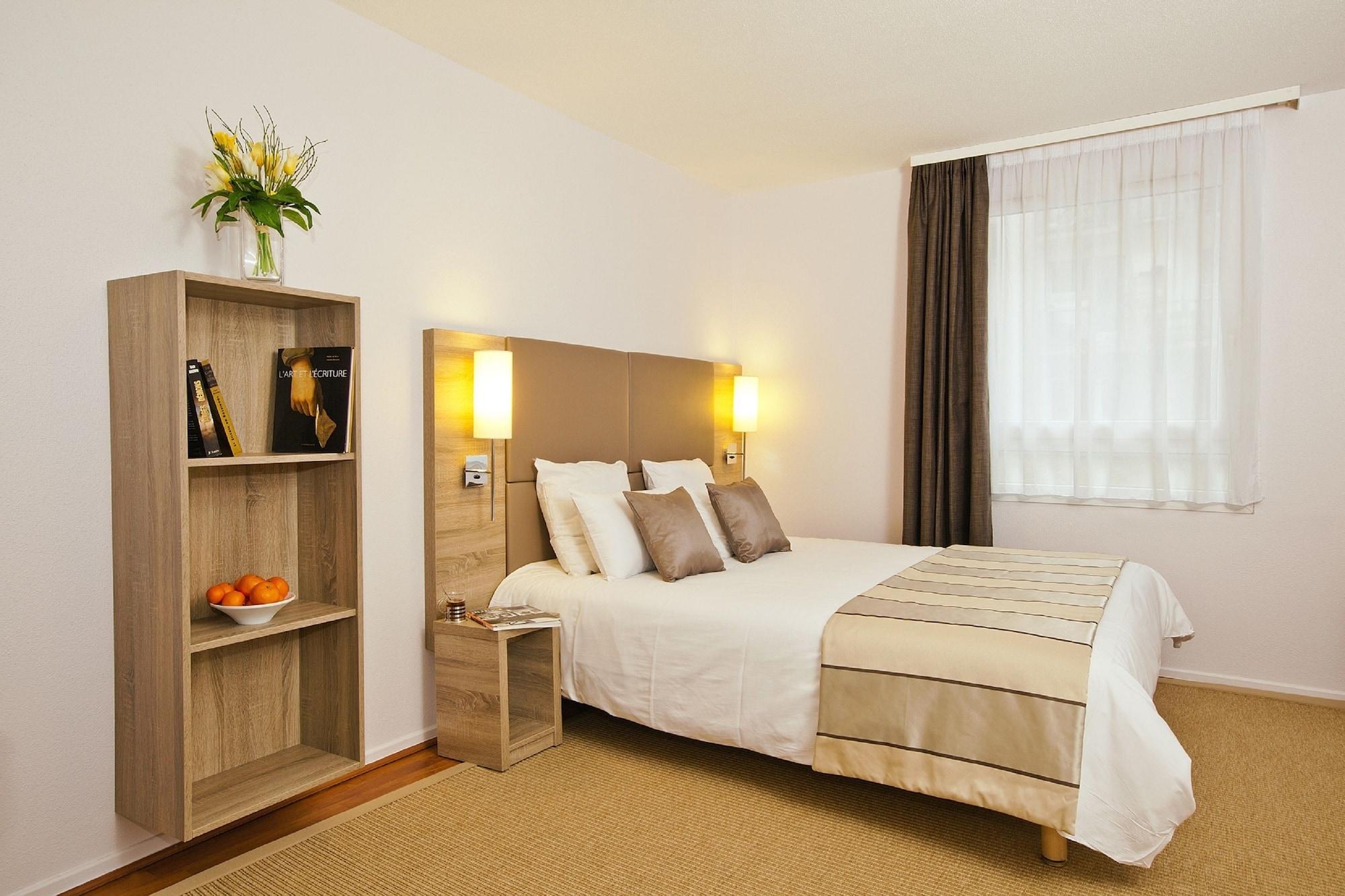 Séjours&Affaires Strasbourg Kleber Exterior foto