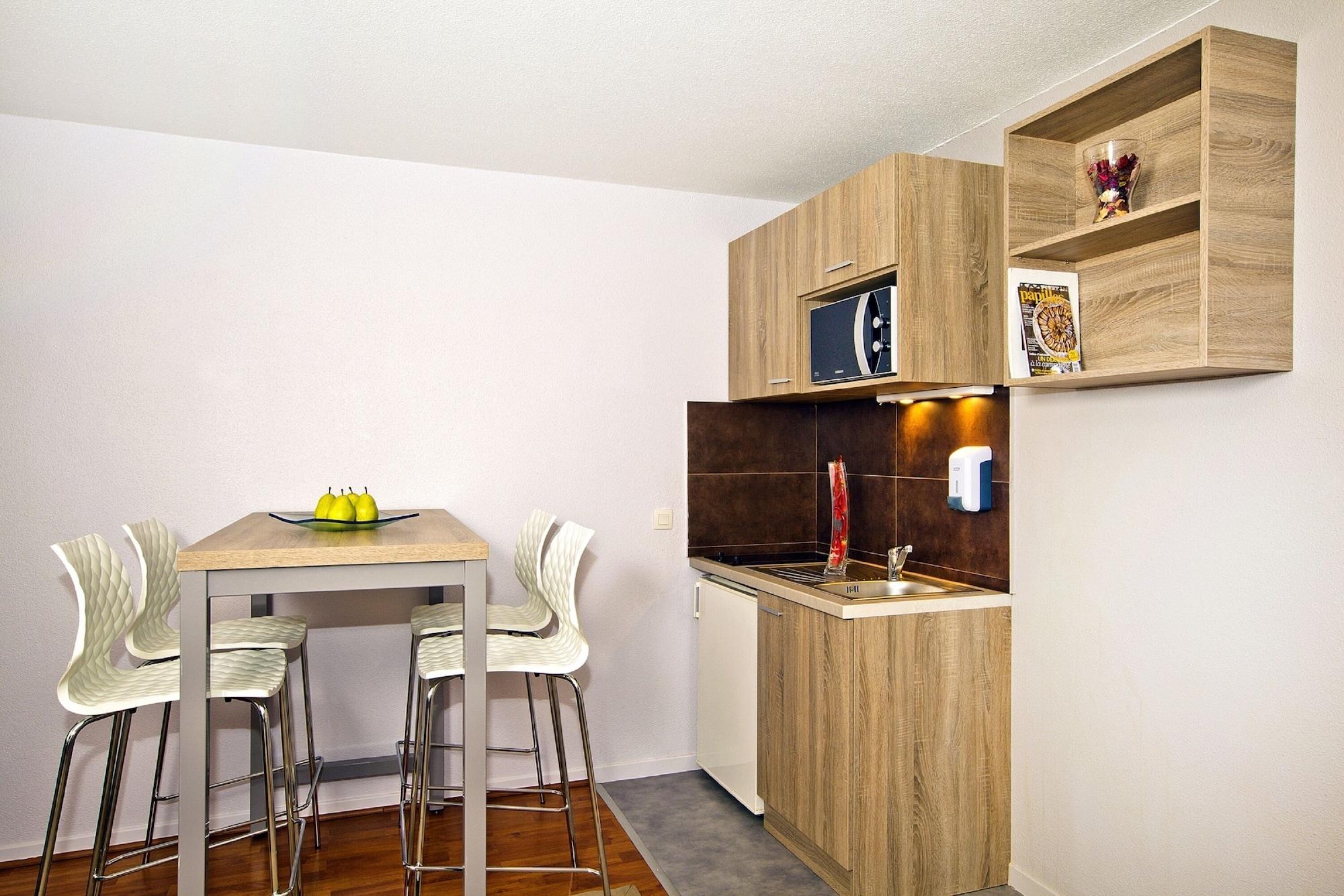 Séjours&Affaires Strasbourg Kleber Exterior foto